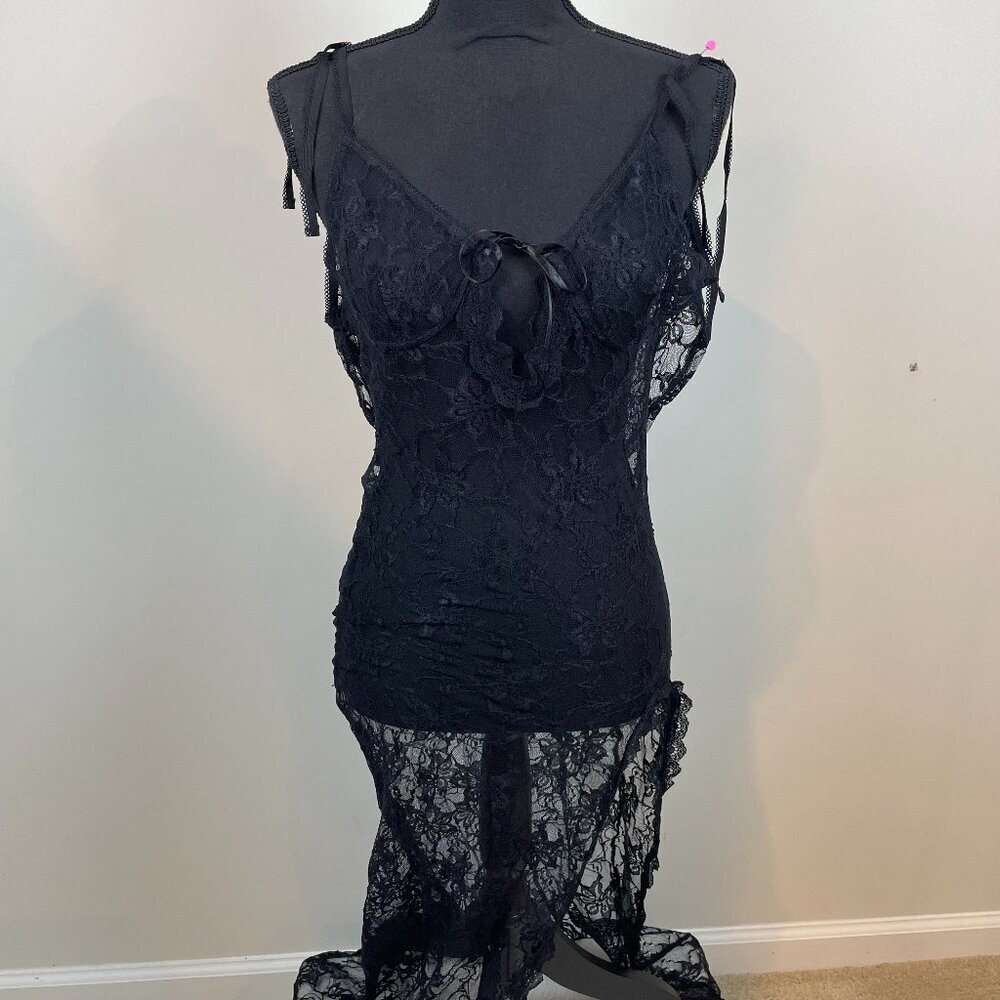 Fashion Nova NWT Black Lace Sleep Gown Size M